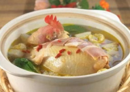 娱乐吃瓜酱鸡汤视频播放,揭秘热门视频背后的暖心鸡汤