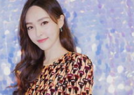 娱乐吃瓜酱s,抖音爆梗达人小美酱的粉丝分析与直播带货之路